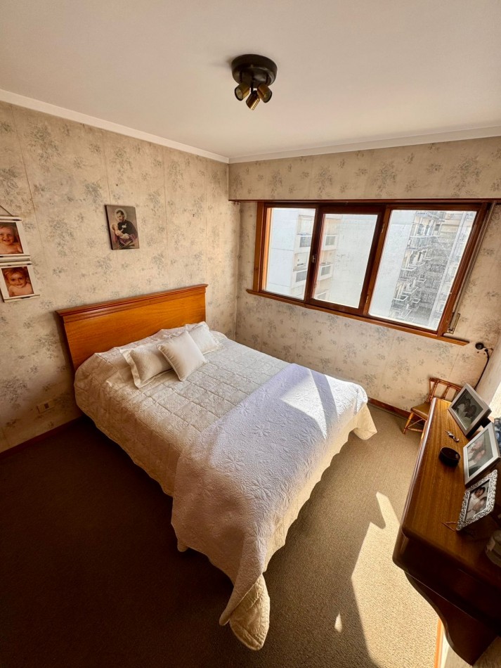 PISO 4 AMBIENTES DE CATEGORIA