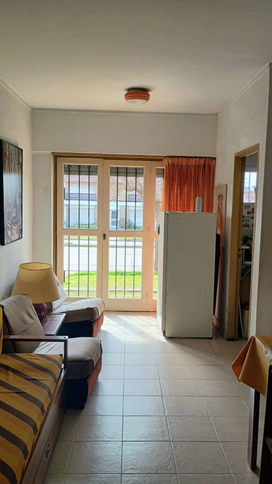 2 AMBIENTES EN PLANTA BAJA