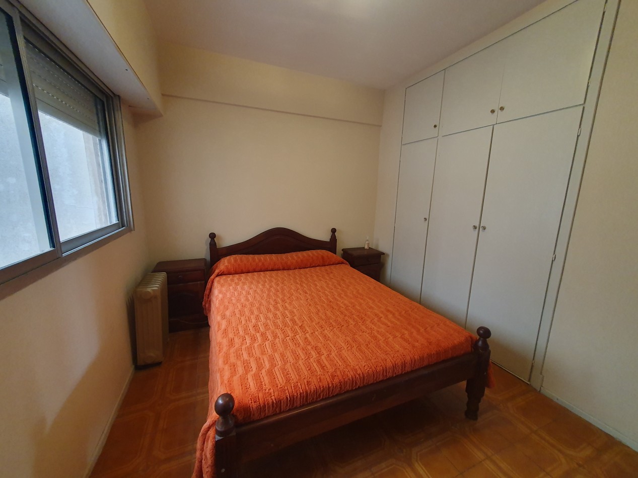 3 AMBIENTES CON BLACON A LA CALLE EN LA PERLA