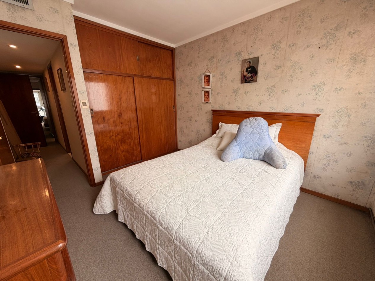 PISO 4 AMBIENTES DE CATEGORIA