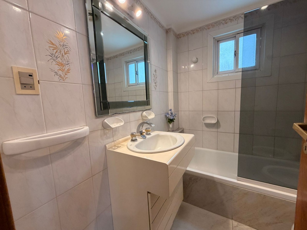 PISO 4 AMBIENTES DE CATEGORIA