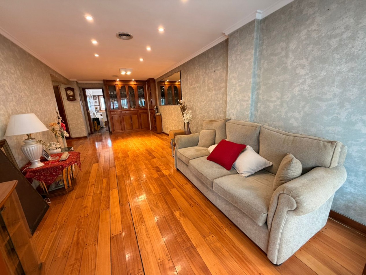 PISO 4 AMBIENTES DE CATEGORIA