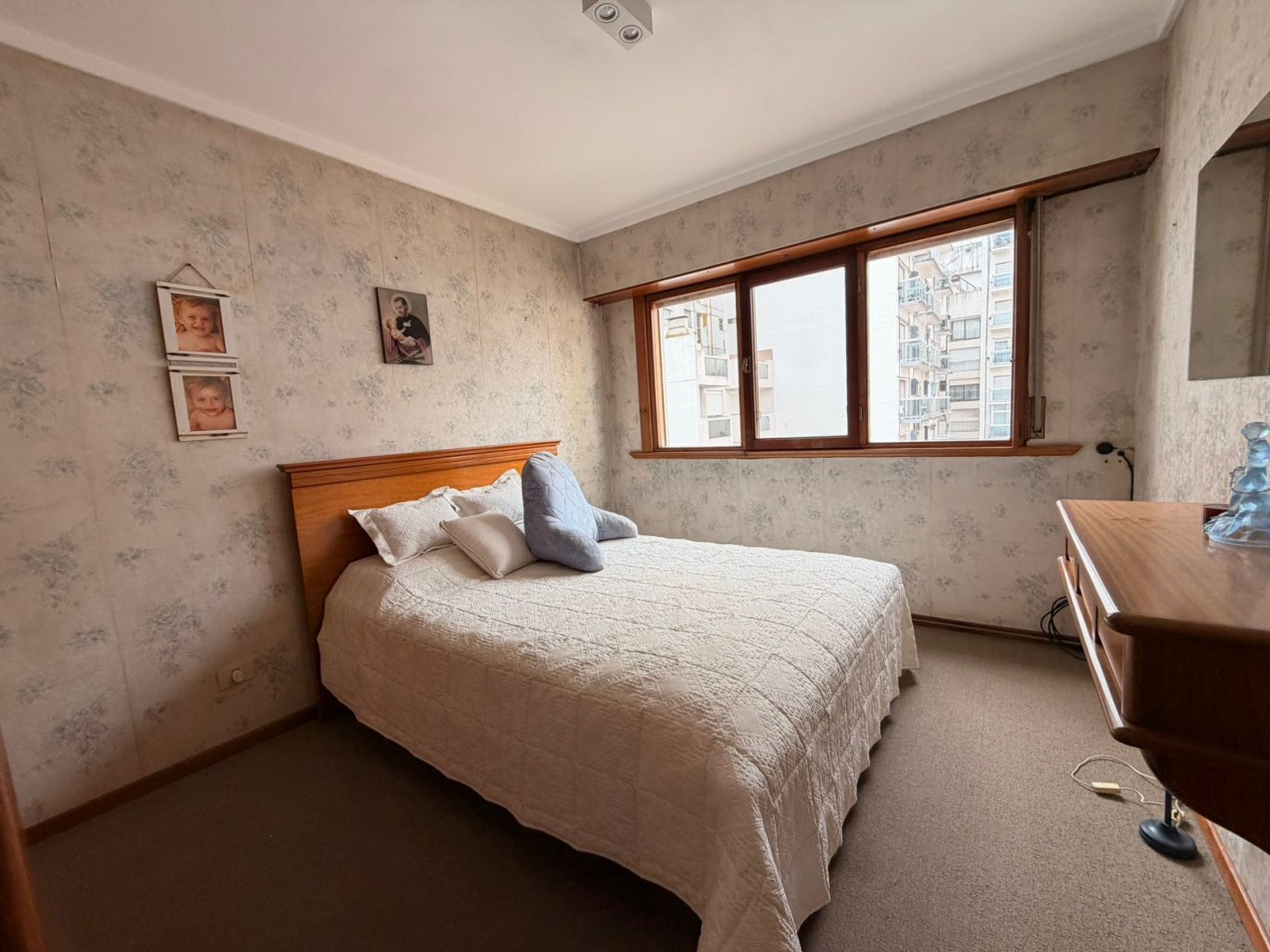 PISO 4 AMBIENTES DE CATEGORIA