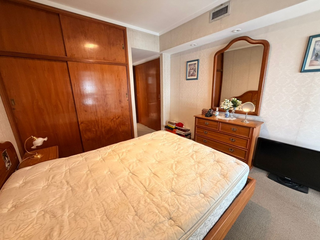 PISO 4 AMBIENTES DE CATEGORIA