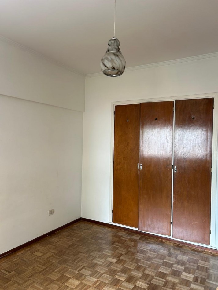 3 AMBIENTES CON COCHERA