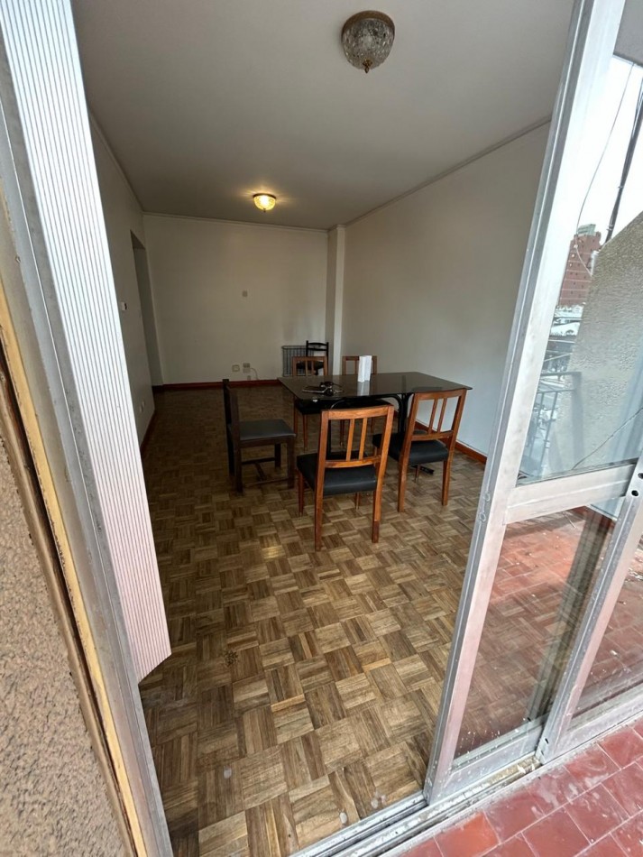 3 AMBIENTES CON COCHERA