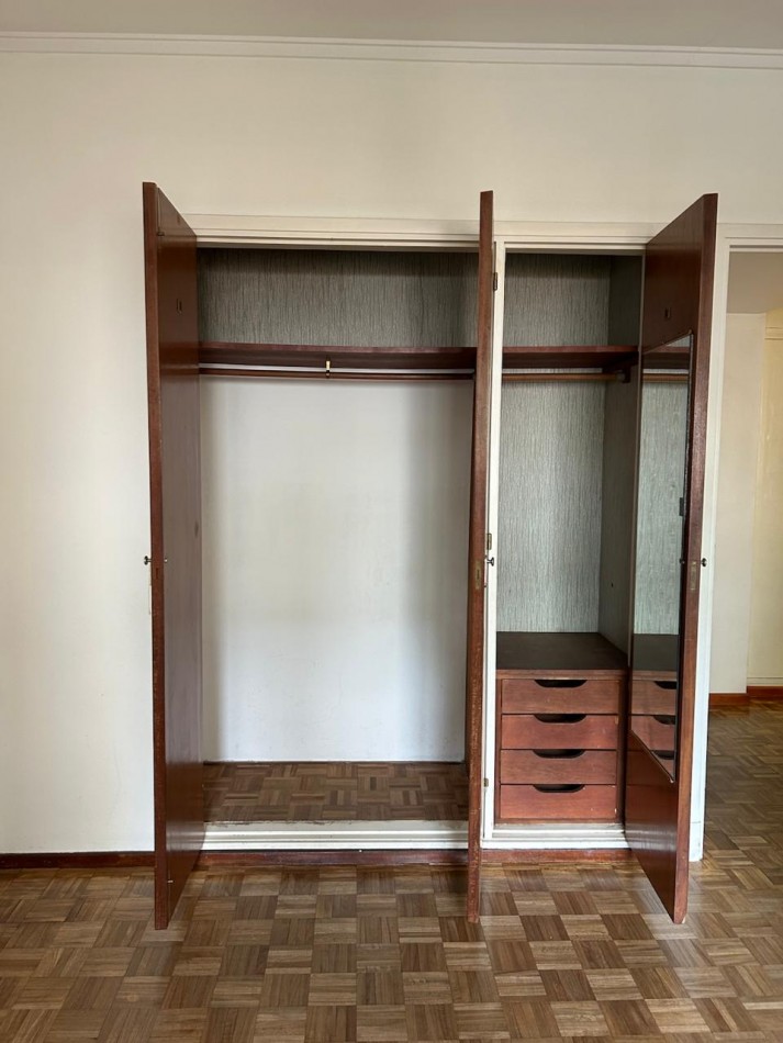 3 AMBIENTES CON COCHERA