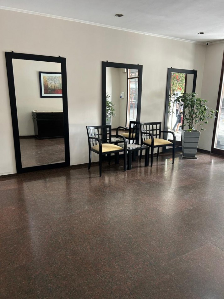 3 AMBIENTES CON COCHERA