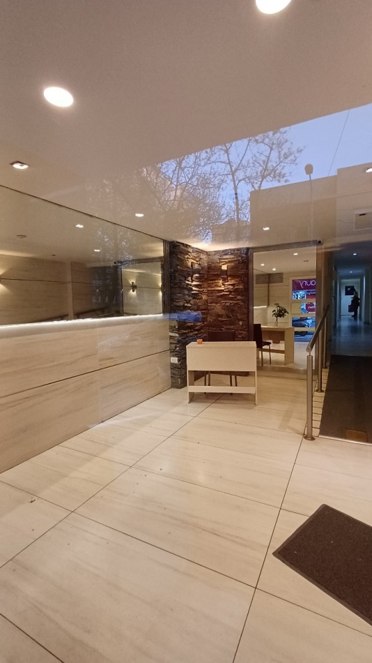 2 AMBIENTES RECICLADO CON PATIO