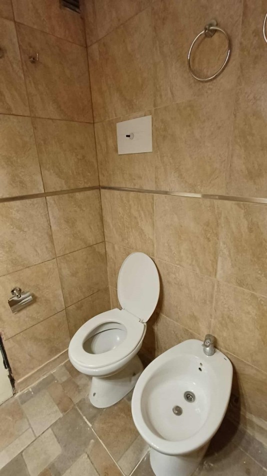 2 AMBIENTES RECICLADO CON PATIO