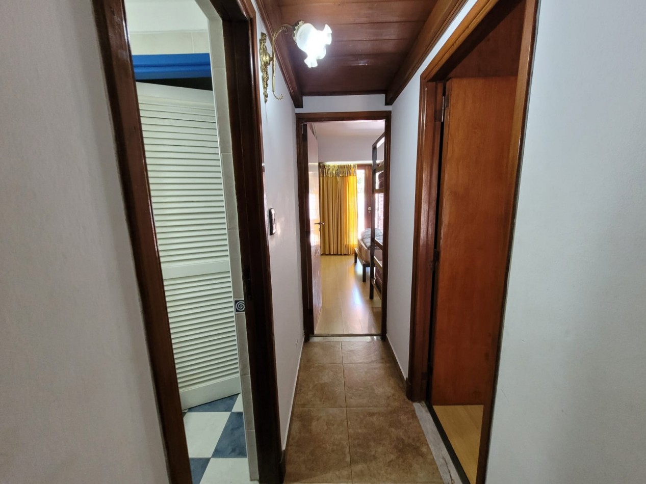 CHALET 4 AMBIENTES CON PISCINA 