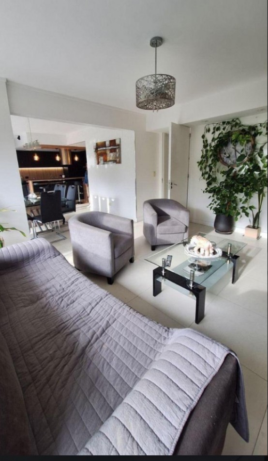 PISO EXCLUSIVO 4 AMBIENTES CON 2 COCHERAS - PLAYA GRANDE