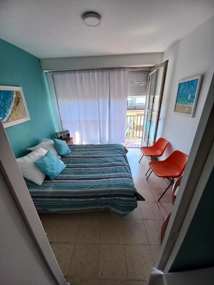 2 AMBIENTES A LA CALLE CON BALCON ESTUDIANTES