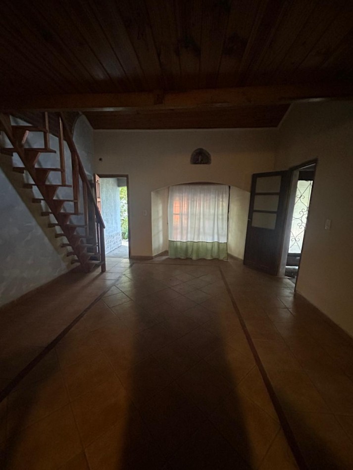 CASA 4 AMBIENTES CON PARQUE