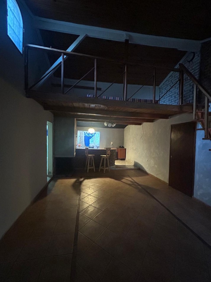 CASA 4 AMBIENTES CON PARQUE