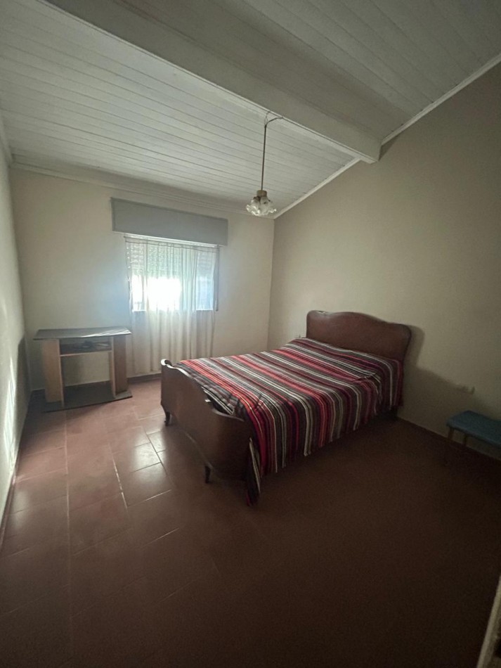 CASA 4 AMBIENTES CON PARQUE