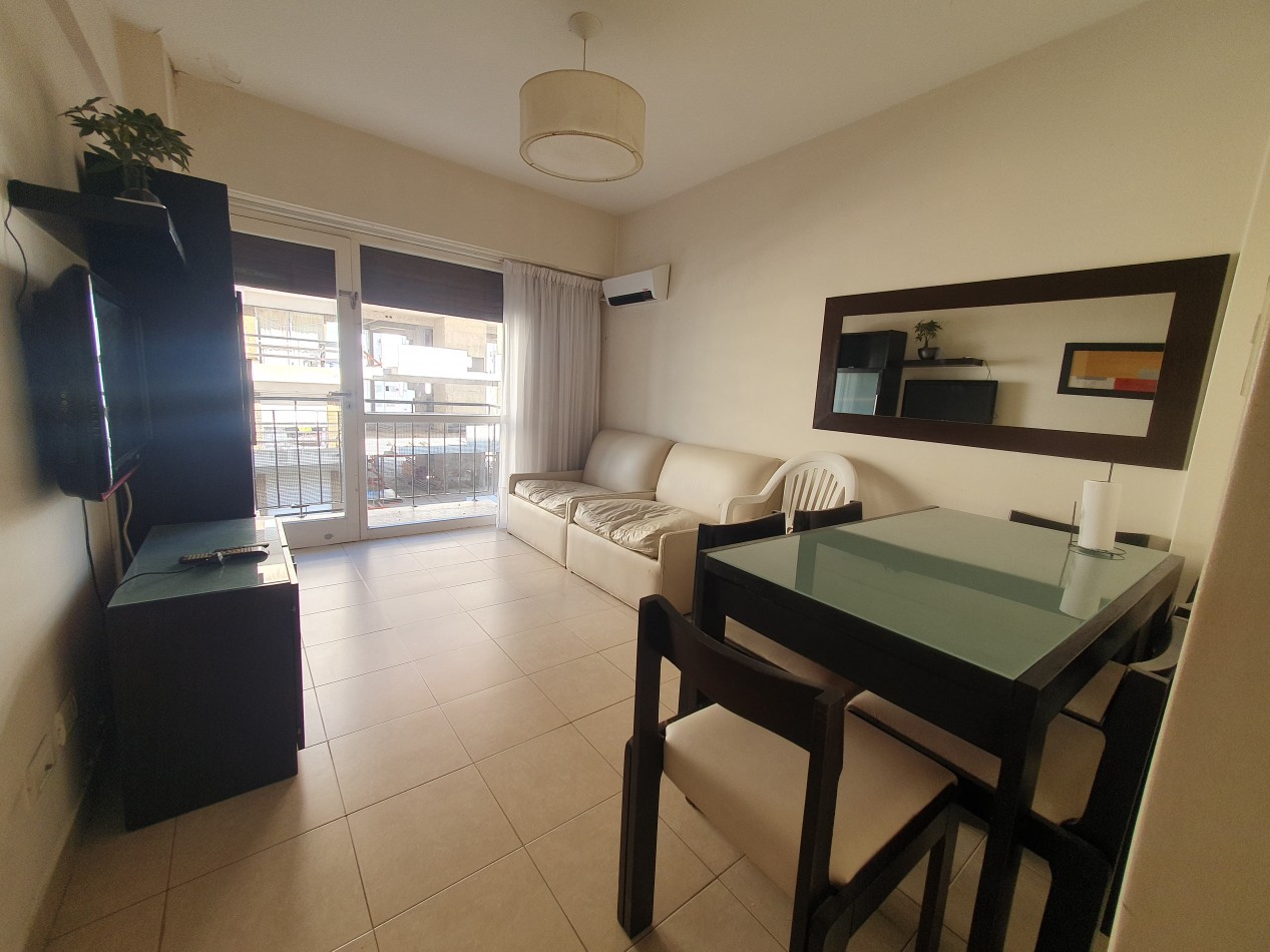 ALQUILER ESTUDIANTES 2 AMBIENTES AL FRENTE    