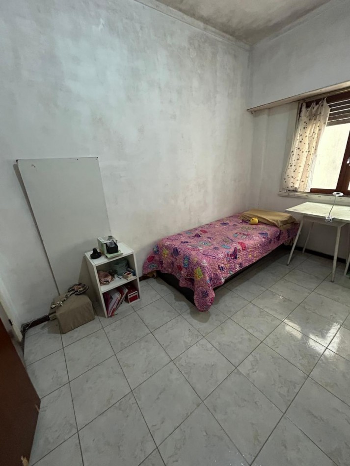 VENTA  3 AMBIENTES SOBRE AVENIDA COLON 