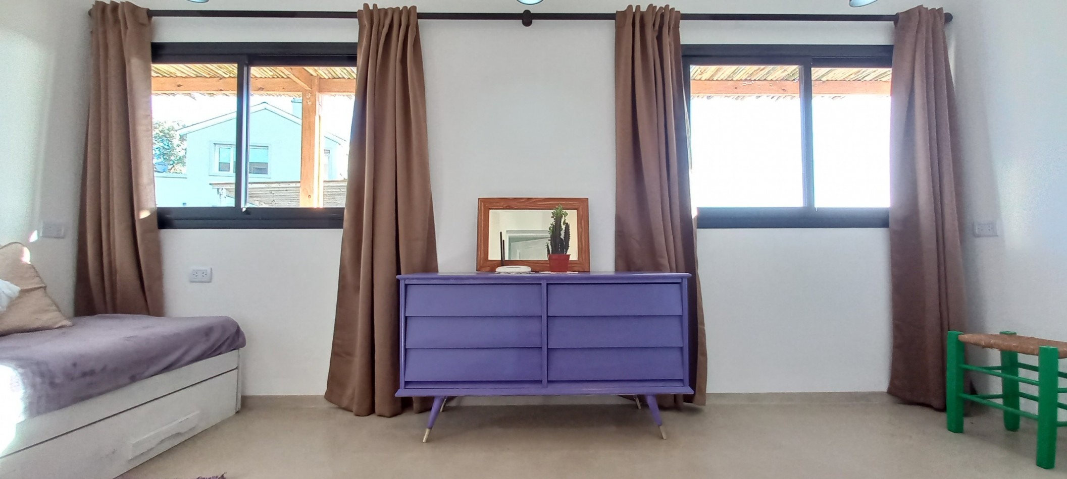 ALQUILER CASA 3 AMBIENTES CON DEPENDENCIA,  PILETA Y PARRILLA 24 MESES