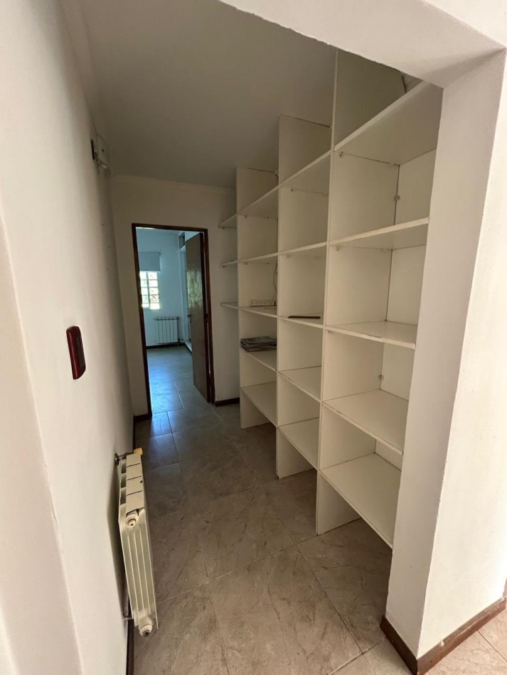 CASA 6 AMBIENTES EN ALQUILER 24 MESES