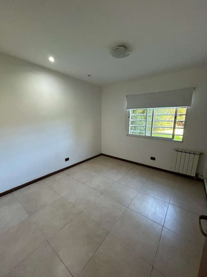 CASA 6 AMBIENTES EN ALQUILER 24 MESES