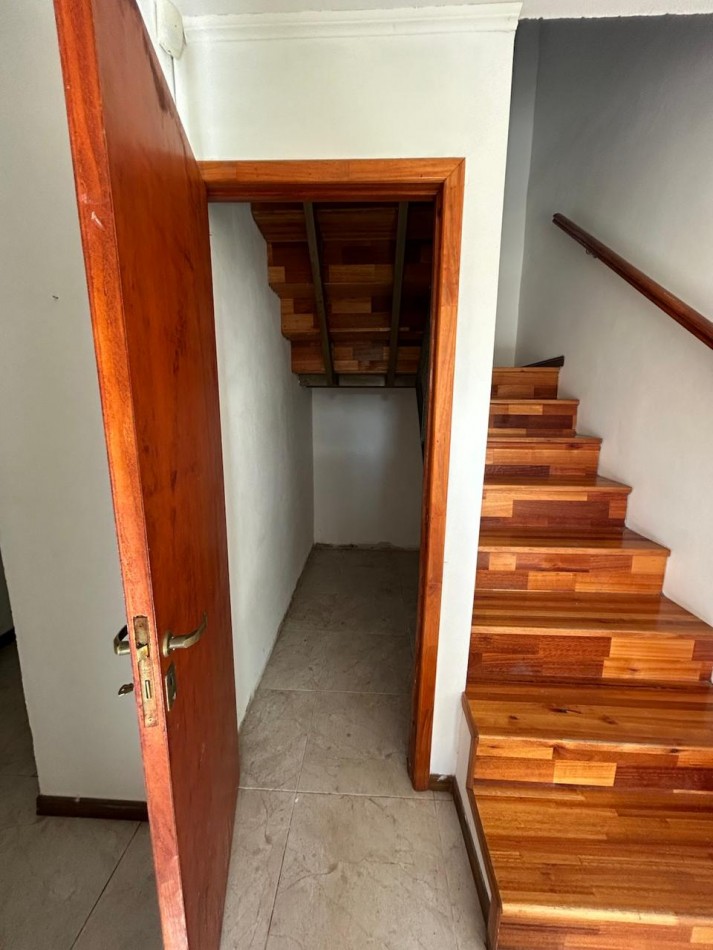 CASA 6 AMBIENTES EN ALQUILER 24 MESES