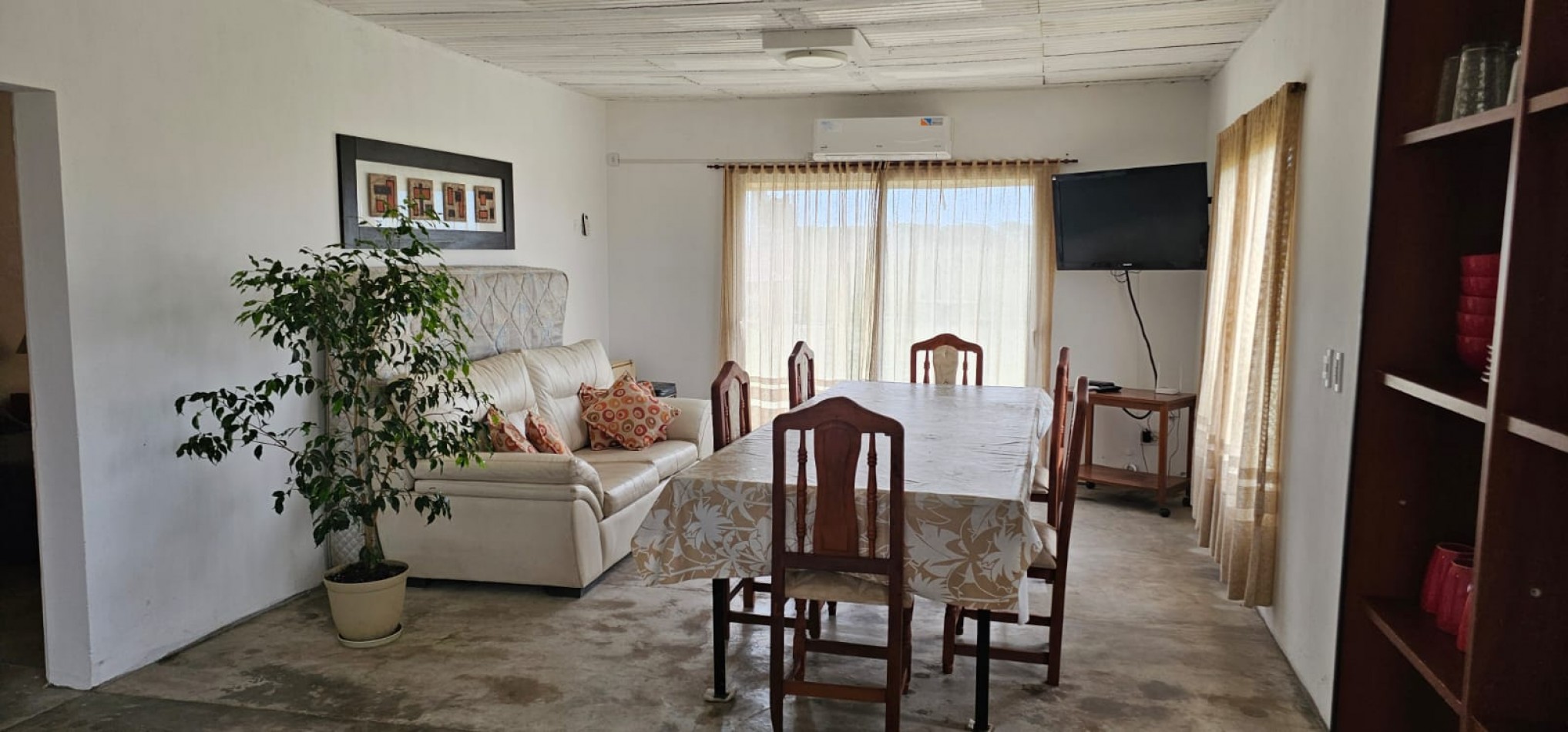 CASA DE 3 AMBIENTES EN CHAPADMALAL