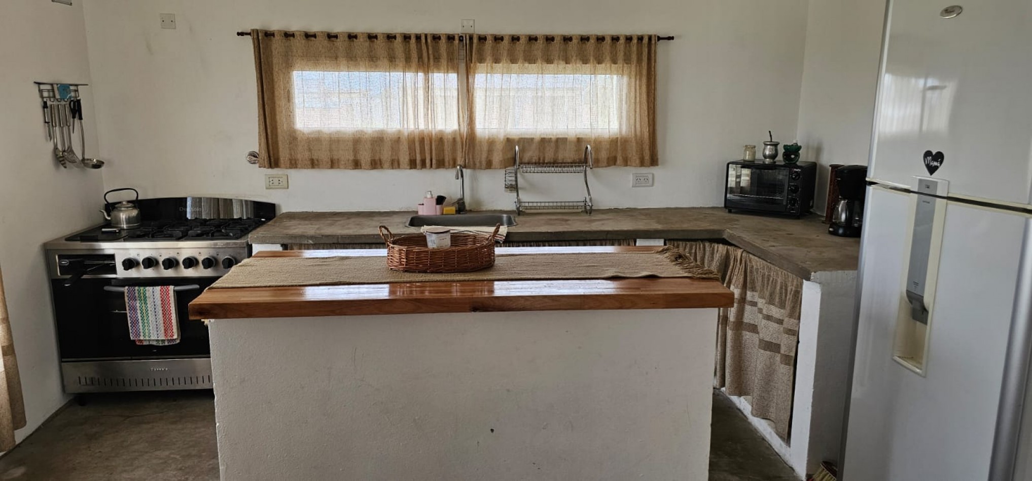 CASA DE 3 AMBIENTES EN CHAPADMALAL