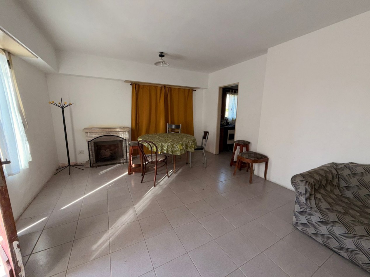 CASA 3 AMBIENTES EN LOMAS DEL GOLF