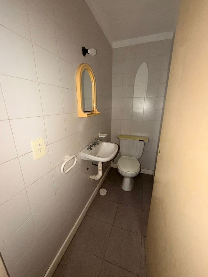 CASA 3 AMBIENTES EN LOMAS DEL GOLF