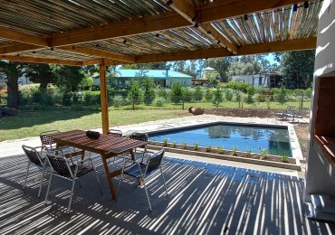 ALQUILER CASA 3 AMBIENTES CON DEPENDENCIA,  PILETA Y PARRILLA 24 MESES