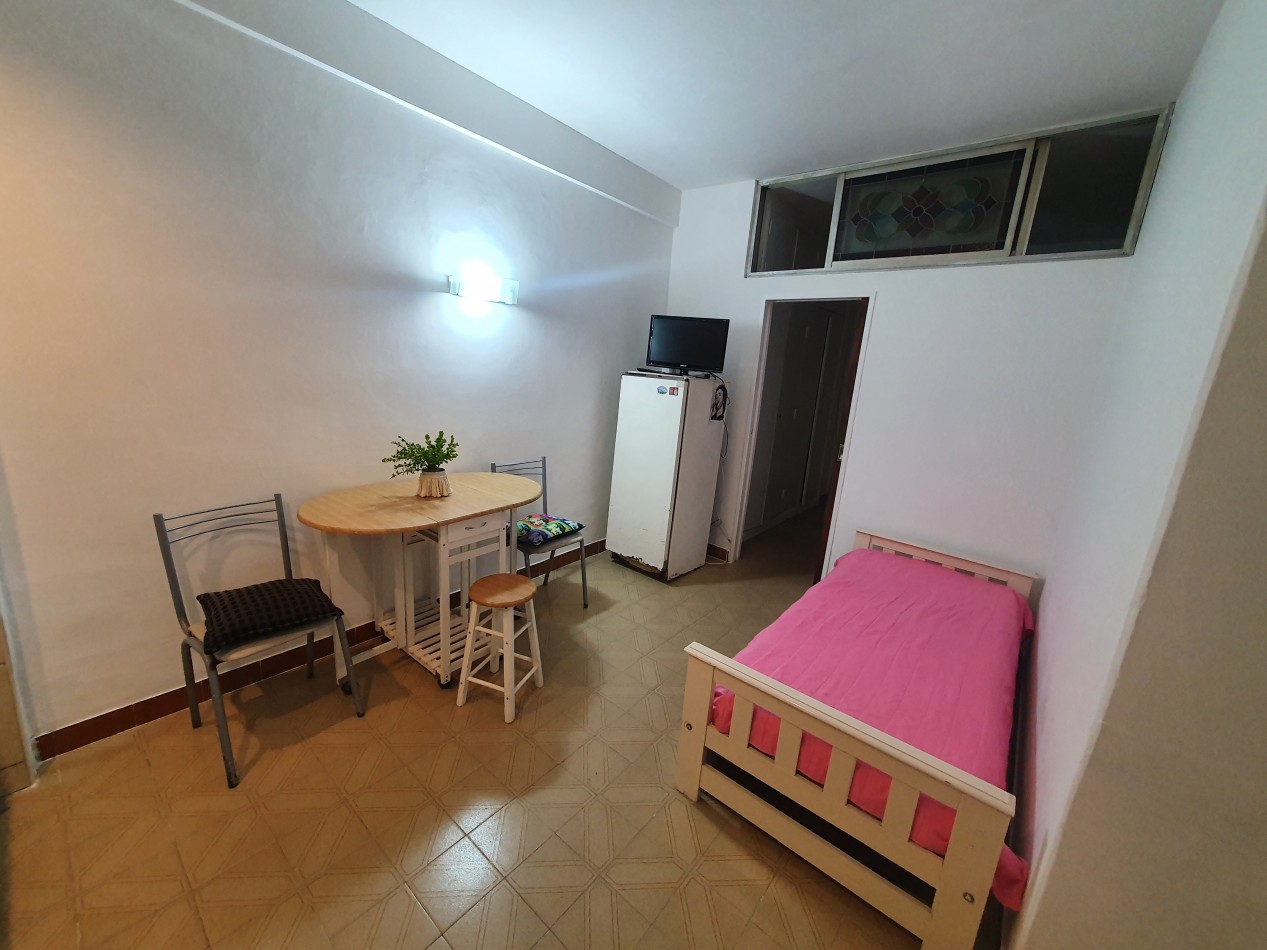 2 ambientes con patio,  a  3 cuadras de Paseo Aldrey!