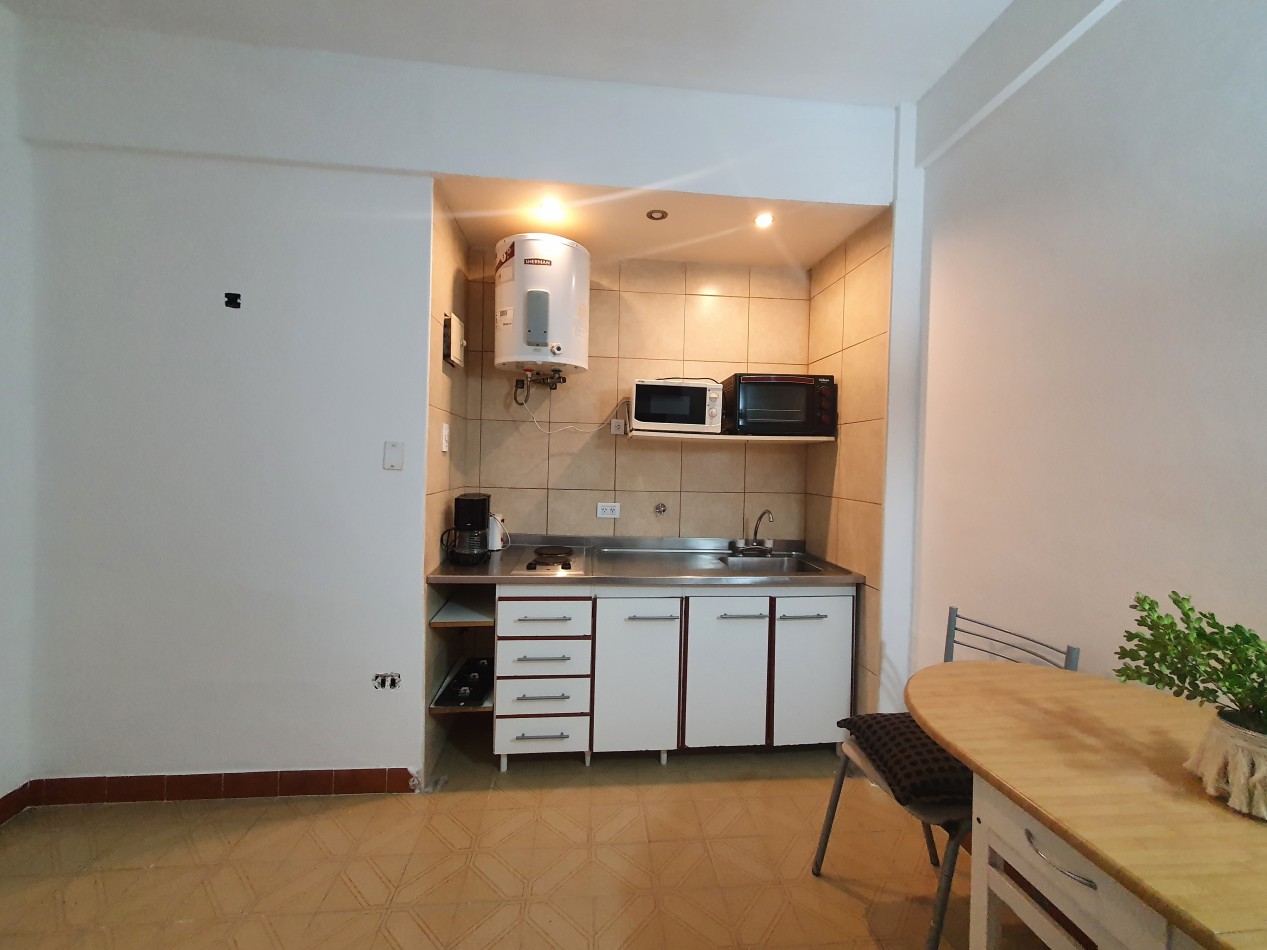 2 ambientes con patio,  a  3 cuadras de Paseo Aldrey!