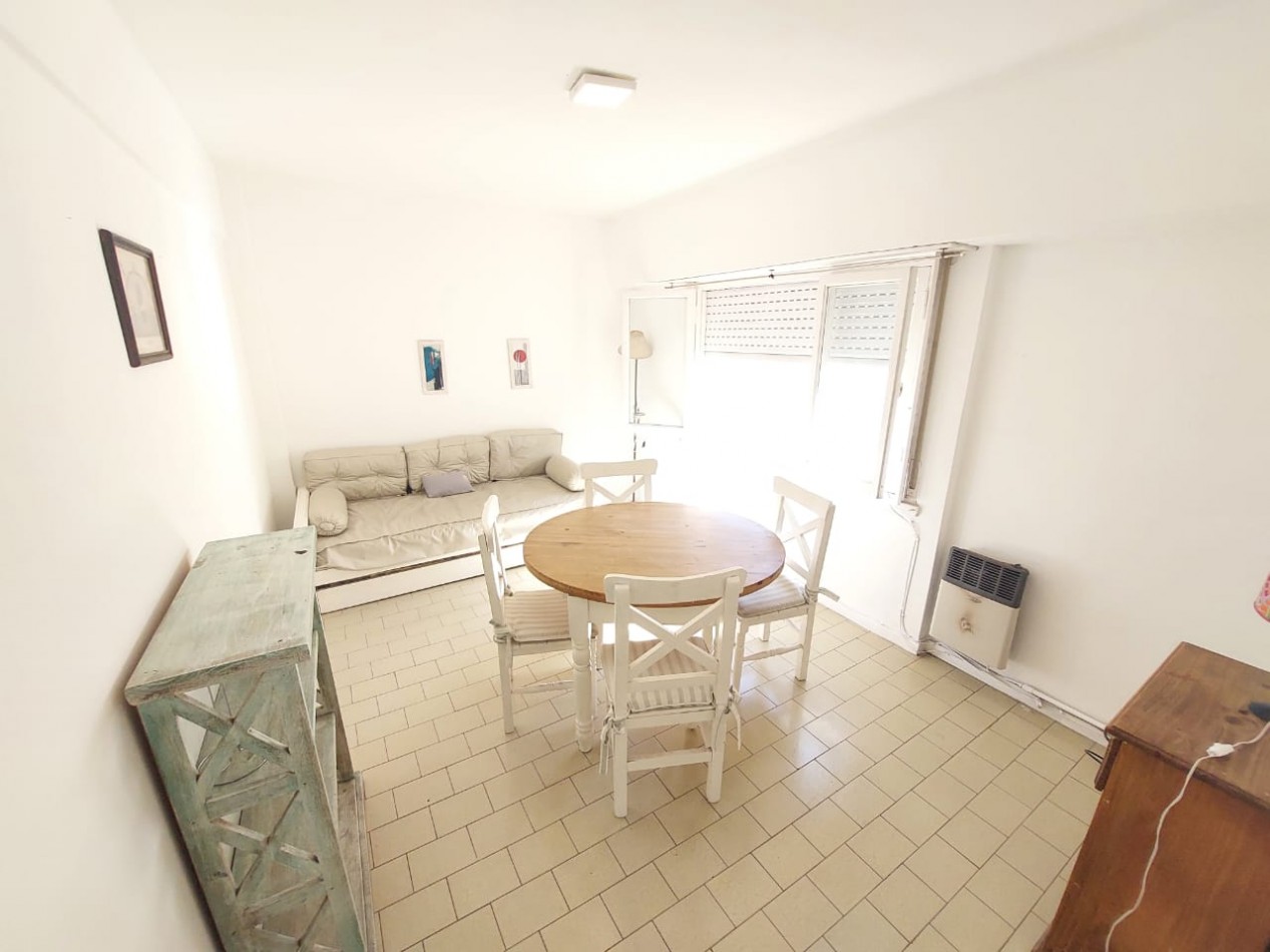 Departamento de 2 ambientes con cochera en venta Mar del Plata