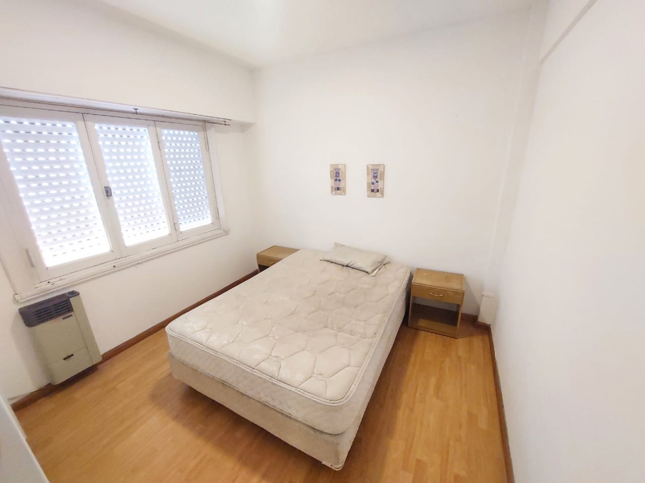 Departamento de 2 ambientes con cochera en venta Mar del Plata