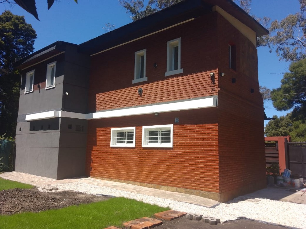 Hermoso chalet a estrenar en la zona de Santa Celina