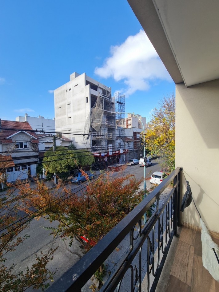 SEMIPISO 2 AMBIENTES CON BALCON A ESTRENAR