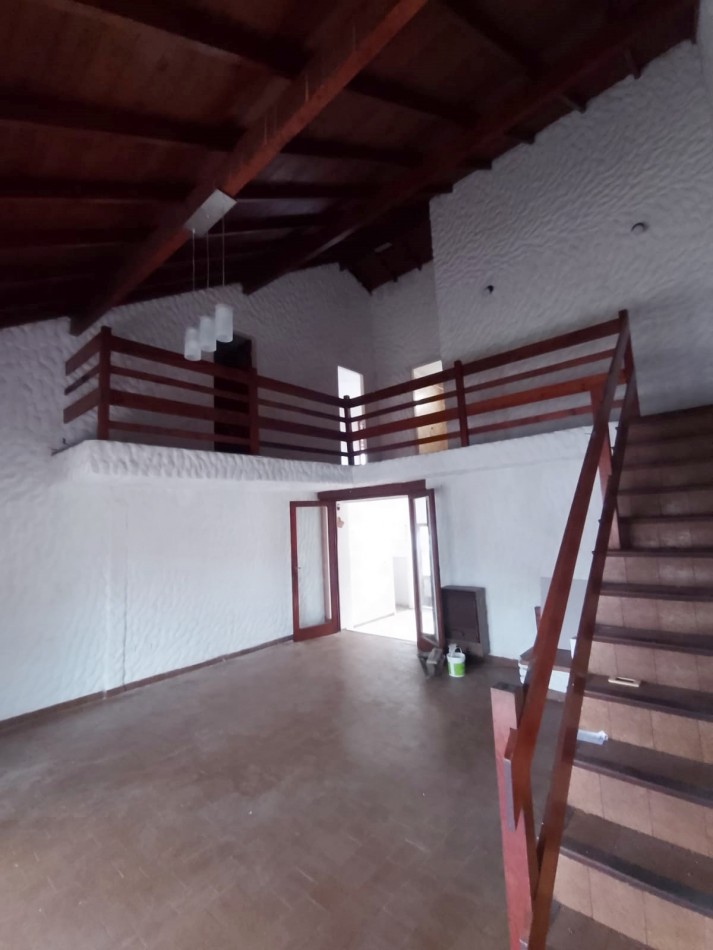 Chalet en ph de 5 ambientes        Marconi y Ayacucho    Z/ Villa Primera