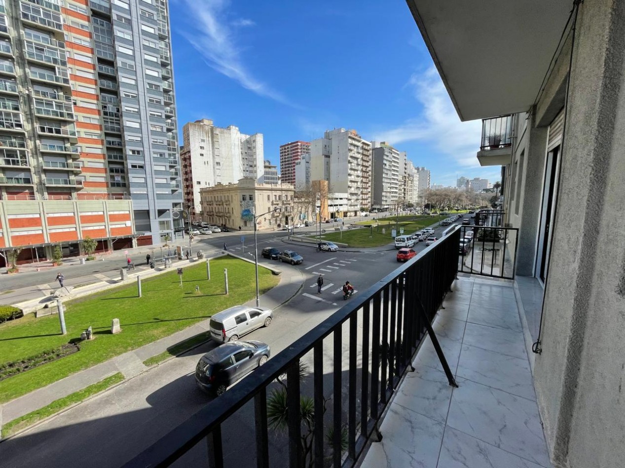 Departamento 3 ambientes con balcon al frente