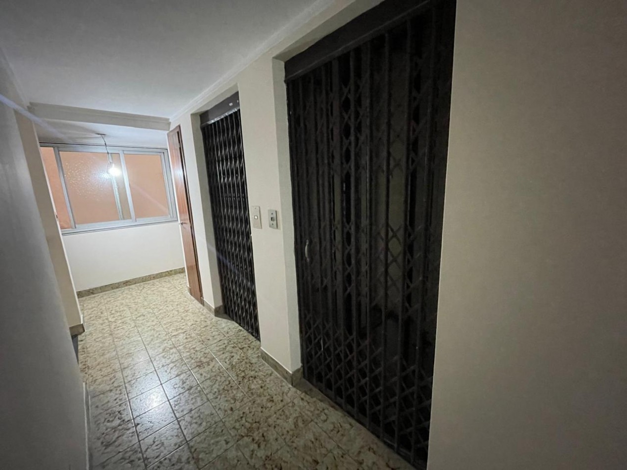 Departamento de Dos Ambientes con Balcon en Zona Guemes