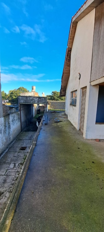 Casa y Lote en venta 