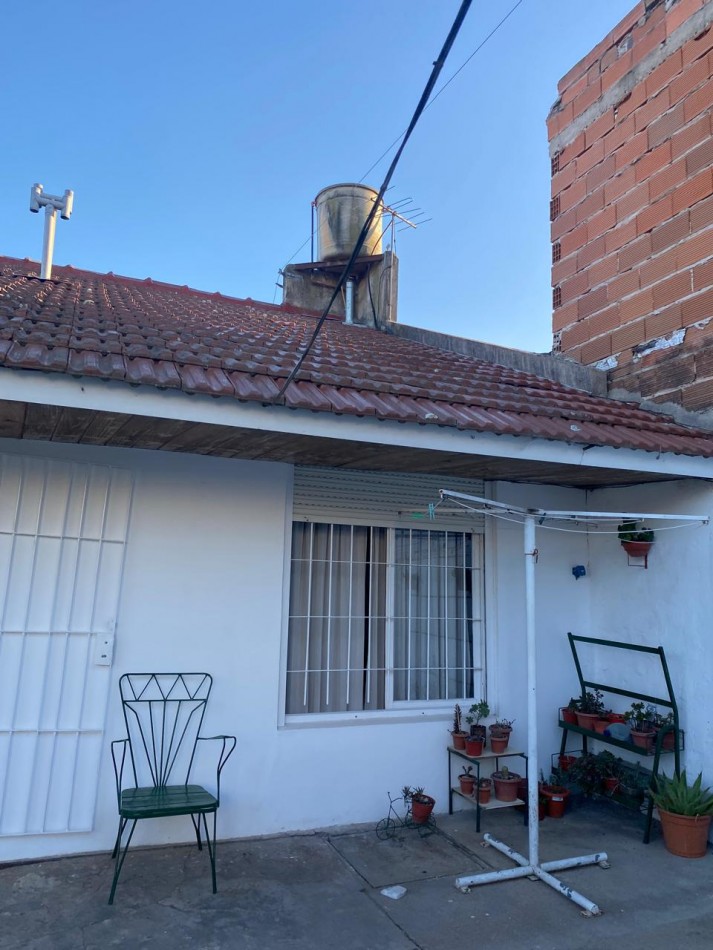 Casa con Departamento en Venta