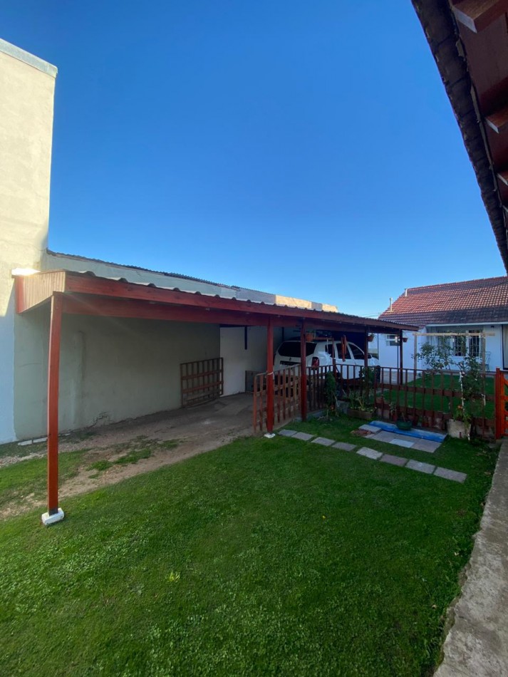 Casa con Departamento en Venta