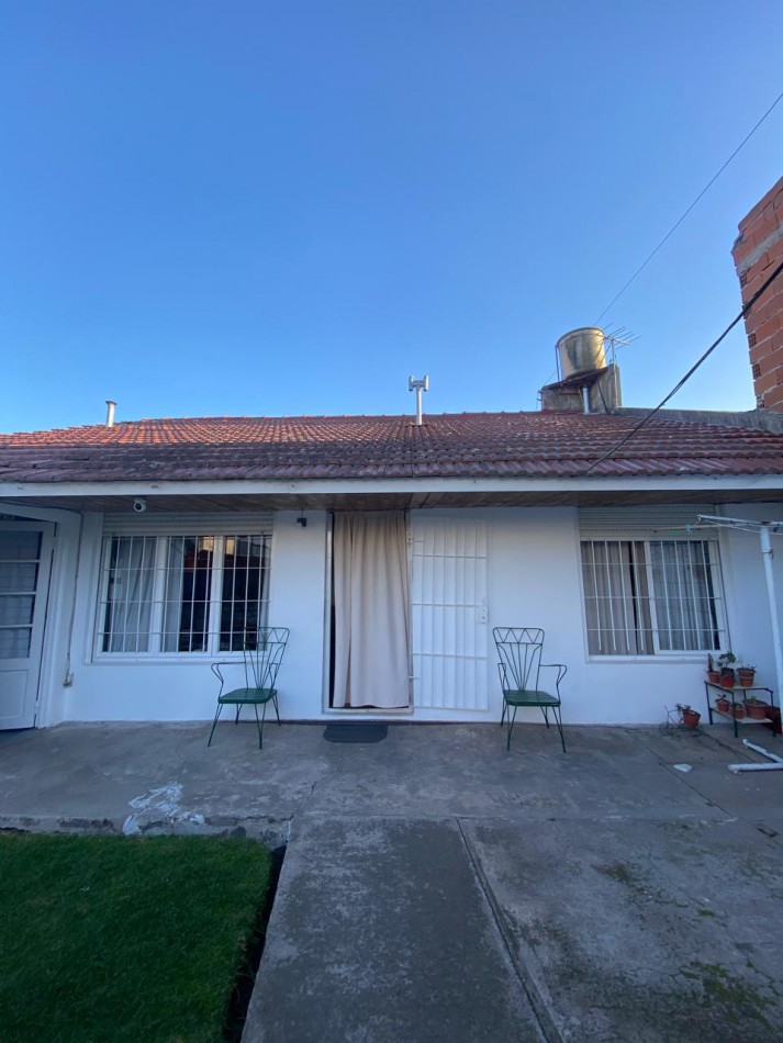 Casa con Departamento en Venta