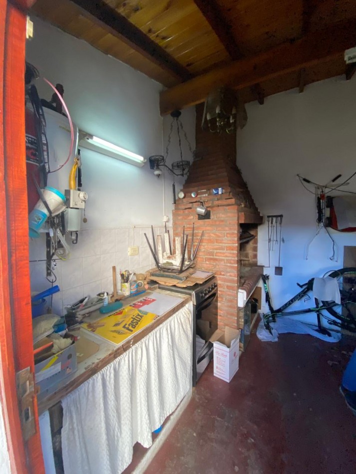 Casa con Departamento en Venta