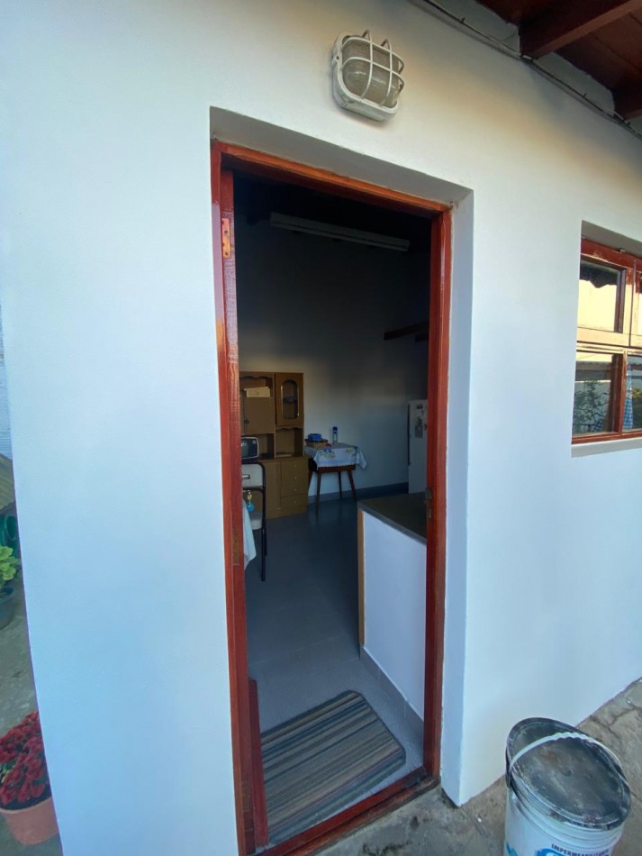 Casa con Departamento en Venta
