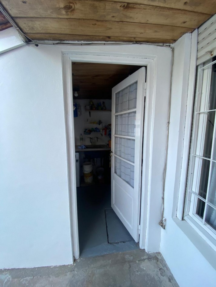 Casa con Departamento en Venta
