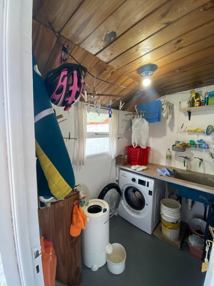 Casa con Departamento en Venta