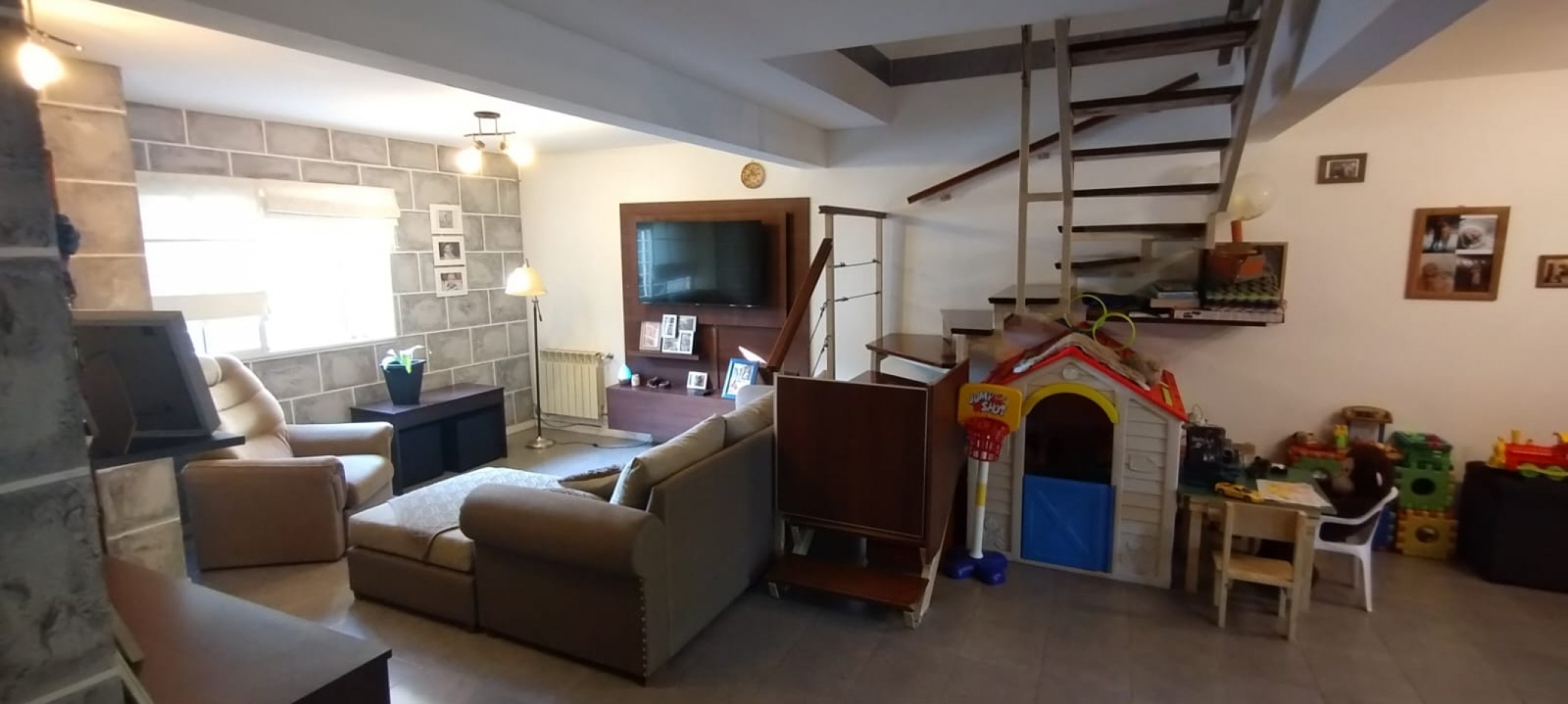 Duplex en el barrio Estrada