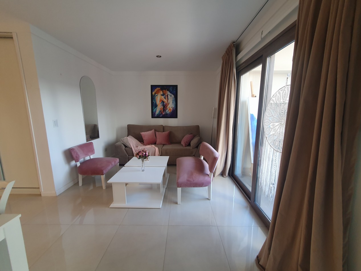 Hermoso Semipiso de 3 ambientes con cochera en Plaza Mitre  